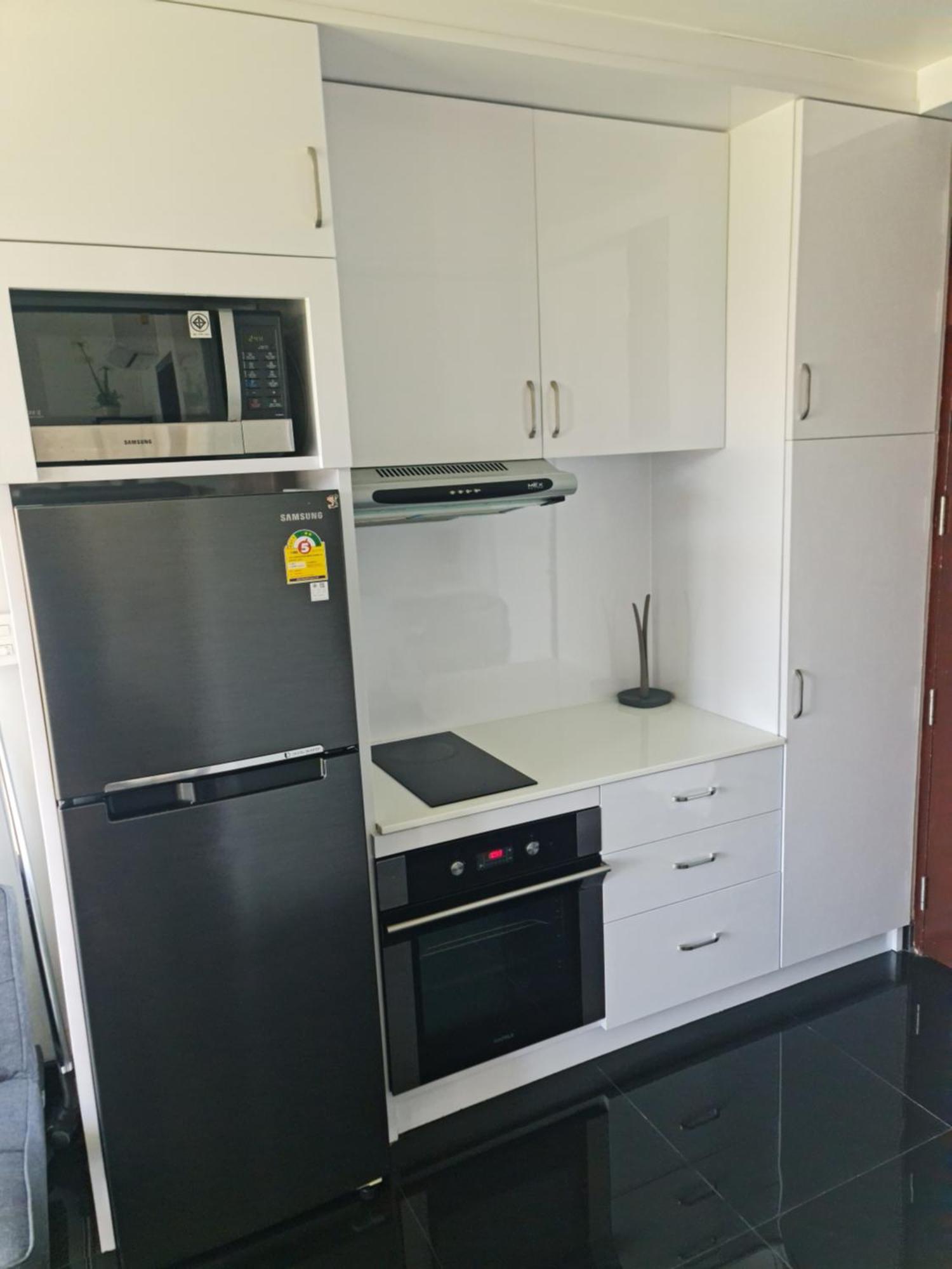 Art Patong Residence Экстерьер фото